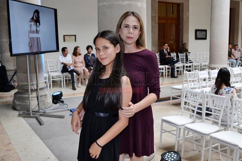 Claudia Mier y Hanna García.