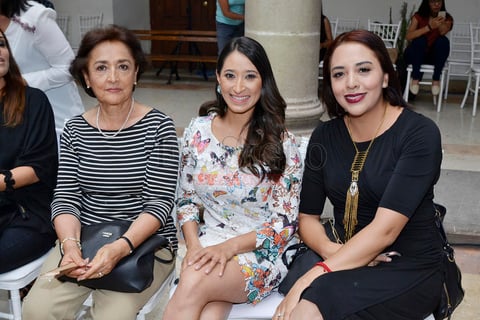 Bety Cortés, Mónica Rodríguez y Ana Karen Ávila.