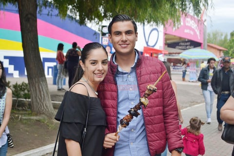 Liliana Herrera y Isaac Flores.