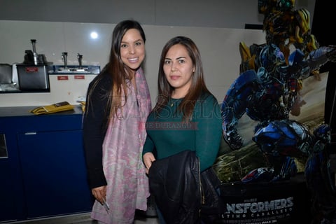 Yoselin y Mayela.