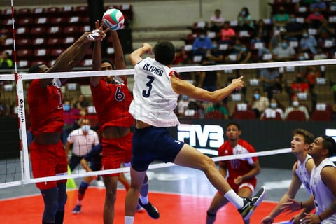 La selecci&oacute;n mexicana est&aacute; compuesta por los jugadores Jorge Ariel Hern&aacute;ndez, Alexis Garay, Diego Gonz&aacute;lez, Mauro Fuentes, Axel Manuel T&eacute;llez, Pedro Rangel, Gabriel Mart&iacute;nez, Gabriel Cruz, Christian Aranda, Miguel Ch&aacute;vez, V&iacute;ctor Parra, Jos&eacute; Roberto Mendoza, Josu&eacute; L&oacute;pez R&iacute;os, y Francisco Olvera, todos dirigidos por Jorge Azair,