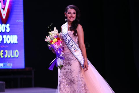 Michelle Zaldivar es la Reina de la FENADU 2022