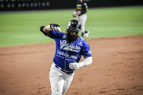 Segundo juego de la serie entre Rieleros de Aguascalientes vs. Generales de Durango
