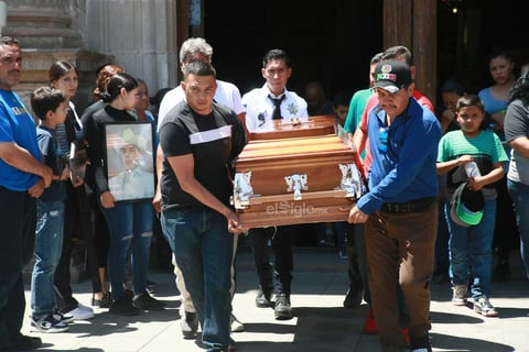 Realizan homenaje a policía municipal caído en cumplimiento de su deber.