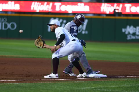 Todo listo para el playball en la casa de los Generales de Durango, quienes recibieron a Algodoneros Unión Laguna.