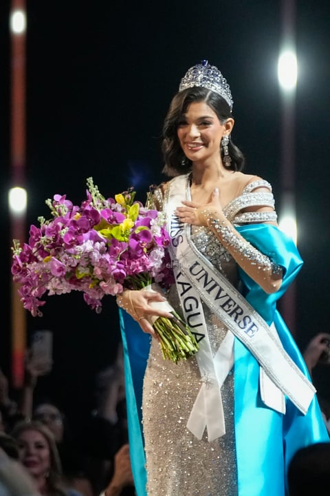 La representante de Nicaragua, Sheynnis Palacios, se convirtió la noche de este sábado en la primera centroamericana en ganar el concurso Miss Universo en su edición 72, celebrado en El Salvador.