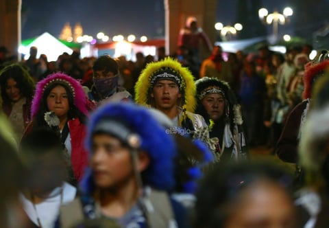 Cientos de duranguenses se congregaron en el Santuario de Nuestra Señora de Guadalupe para las tradicionales mañanitas a la Virgen de Guadalupe