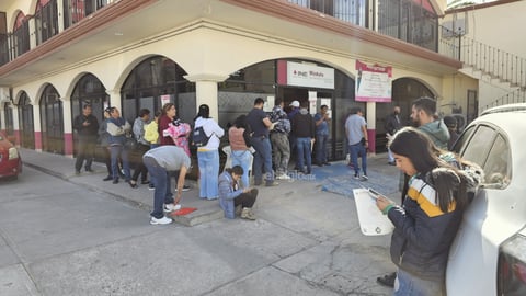 En Durango, módulos del INE presentan gran afluencia de ciudadanos por los últimos días para renovar este documento oficial.