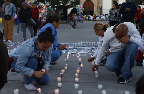 Durango es una de las 60 ciudades que se unió a la vigilia y luto nacional por Teuchitlán, Jalisco.