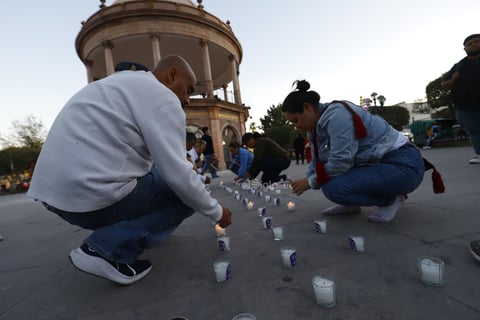 Durango es una de las 60 ciudades que se unió a la vigilia y luto nacional por Teuchitlán, Jalisco.