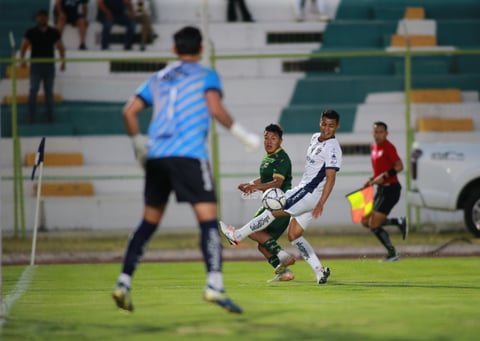 El conjunto ponzoñoso empezó perdiendo el encuentro, pero lograron reaccionar y dejar todo pendiente para el juego definitorio.