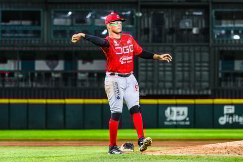 Caliente de Durango vs Saraperos de Saltillo / Juego 01