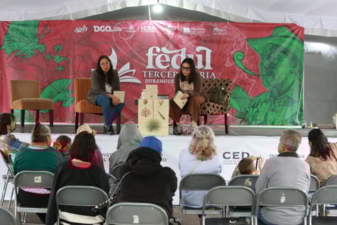 La escritora visitó Durango este fin de semana para presentar este libro como parte de las primeras actividades de la Feria Duranguense del Libro 2025.