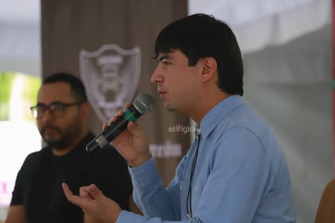 Se presentó este domingo la edición de junio de la revista Siglo Nuevo, titulada “Silbatazo inicial'.