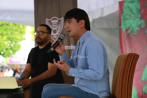 Se presentó este domingo la edición de junio de la revista Siglo Nuevo, titulada “Silbatazo inicial'.