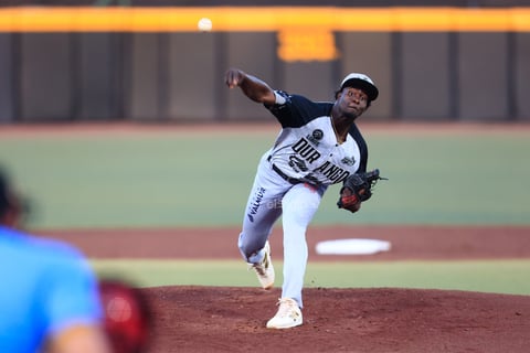 Toros de Tijuana vs Caliente de Durango  / Juego 01