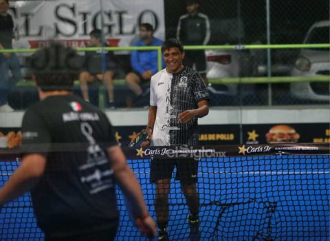 El Torneo de Pádel de El Siglo by Playdoit, confirma por qué es uno de los eventos deportivos más esperados en la ciudad de Durango; la intensidad y el nivel mostrado hasta el momento, augura una jornada de finales cargada de talento y estrategia, con el respaldo de una afición que ha respondido con entusiasmo.