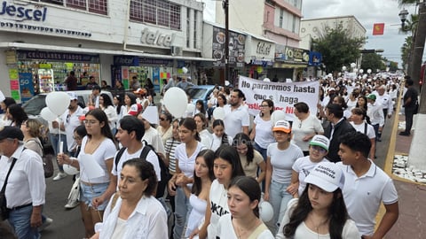 Cientos de duranguenses marcharon en Durango al grito de una sola voz… #JusticiaParaNicole