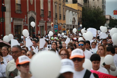 Cientos de duranguenses marcharon en Durango al grito de una sola voz… #JusticiaParaNicole