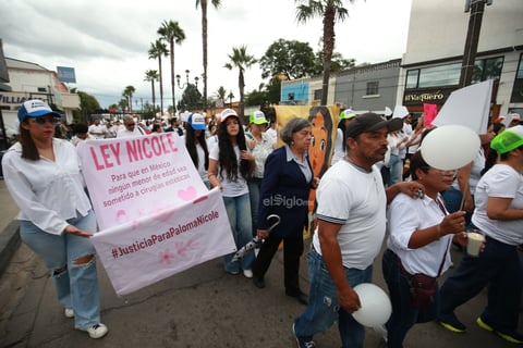 Cientos de duranguenses marcharon en Durango al grito de una sola voz… #JusticiaParaNicole