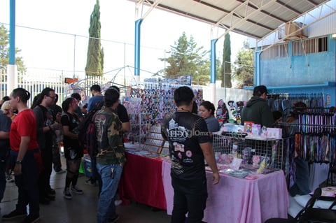 Como ya es costumbre en la capital los verdaderos fanáticos participaron en el tradicional concurso de “Cosplay” caracterizados de sus personajes favoritos de series animadas japonesas.