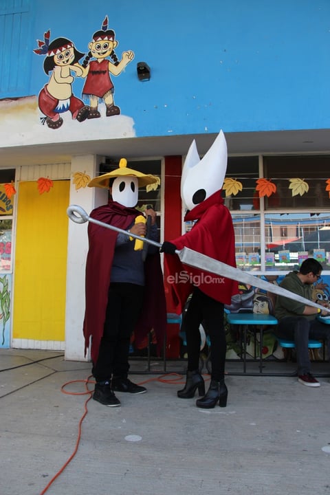 Como ya es costumbre en la capital los verdaderos fanáticos participaron en el tradicional concurso de “Cosplay” caracterizados de sus personajes favoritos de series animadas japonesas.