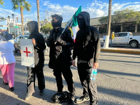 Generación Z de Durango se reunió para dar paso a la marcha que exige mayor seguridad en el país y otras necesidades, además de mostrar su indignación contra partidos políticos.