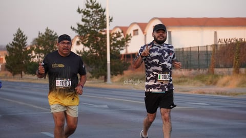 Más de mil deportistas, familias y entusiastas se reunieron para transformar las calles en una auténtica fiesta atlética.