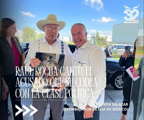 Fotografías del propio empresario demuestran que presumía amistad y colaboración con políticos de todos los colores, como con el Gobernador de Durango y la Presidenta de México.