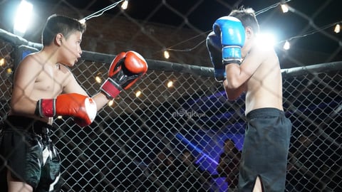 El Panthera Fight Club Vol. II arrancó con emociones intensas en Durango, ofreciendo desde el inicio una atmósfera vibrante, con peleadores y público entregados a una noche que prometía espectáculo, adrenalina y momentos memorables dentro de la jaula.