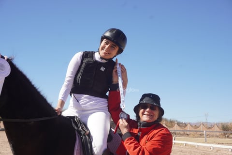 El binomio de María Paredes y Canela dominó la jornada al conquistar la prueba de 65 centímetros en ambas fechas.