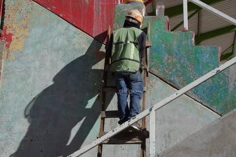 Lentos, avances en la obra de la Prepa Diurna