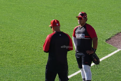 Caliente de Durango arranca pretemporada con sesión de pitchers y catchers