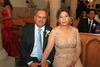Antonio Rodríguez Hernández y Maribel Cuevas Muñiz, papás de la novia.