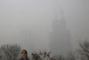 La alerta por malas condiciones atmosféricas rebasa los límites de la capital china y se extiende a las norteñas provincias de Tianjin, Hebei y Shanxi.