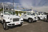 Se trata de dos vehículos Jeep Wrangler y tres camionetas Dodge Ram, de la marca Chrisler, que serán utilizados en la Ciudad de México, Ecatepec, Tuxtla Gutiérrez, San Cristóbal, Morelia y Ciudad Juárez, como parte de la visita del sumo pontífice a México.