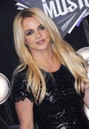 En 2008, así era el rostro de Britney en la portada de su álbum Circus.