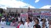 Las pancartas en torno al tema de maestros de Oaxaca estuvieron presentes a lo largo del recorrido.