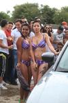 Chicas engalanan el Tuning