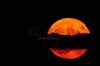 Dicho evento no es porque el sat&eacute;lite natural de la Tierra se torne precisamente en color azul, sino porque se trata de la segunda Luna llena del mes.