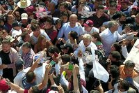 Este domingo 27 de noviembre de 2022 se realiza la marcha de AMLO con motivo de su cuarto aniversario de su llegada a la Presidencia de México, que parte de Ángel de la Independencia al Zócalo capitalino.