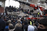 Al menos 1,651 personas han muerto y otras 11 mil 119 han resultado heridas en Turquía.