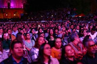 El dúo romántico Río Roma regresó a Durango e hizo latir los corazones de sus fanáticos en un concierto más de su “Rojo Tour”, ahora en la Plaza IV Centenario.