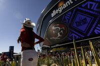 El Allegiant Stadium de Las Vegas es escenario del Super Bowl LVIII donde los Kansas City Chiefs disputan el duelo a los San Francisco 49ers.