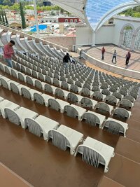 Las famosas Callejoneadas regresaron al Centro Histórico de Durango este domingo con la reapertura del Teatro del Calvario, el punto de encuentro de este tradicional evento, que se distingue por reunir el baile y la música folclórica mexicana.