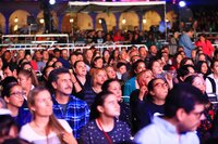 Los 30 años de carrera musical del compositor mexicano Aleks Syntek se escucharon en la Plaza IVCentenario de Durango, donde se presentó como parte de los eventos estelares de la mayor fiesta cultural del estado, el Festival Revueltas 2024.