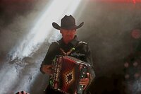 Una vez más, Nortec Bostich + Fussible hizo bailar a Durango en un concierto que cerró el Festival Revueltas 2024