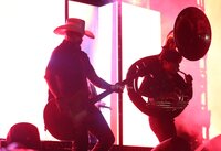 Una vez más, Nortec Bostich + Fussible hizo bailar a Durango en un concierto que cerró el Festival Revueltas 2024