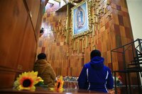 Cientos de duranguenses se congregaron en el Santuario de Nuestra Señora de Guadalupe para las tradicionales mañanitas a la Virgen de Guadalupe