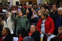 Cientos de duranguenses se congregaron en el Santuario de Nuestra Señora de Guadalupe para las tradicionales mañanitas a la Virgen de Guadalupe